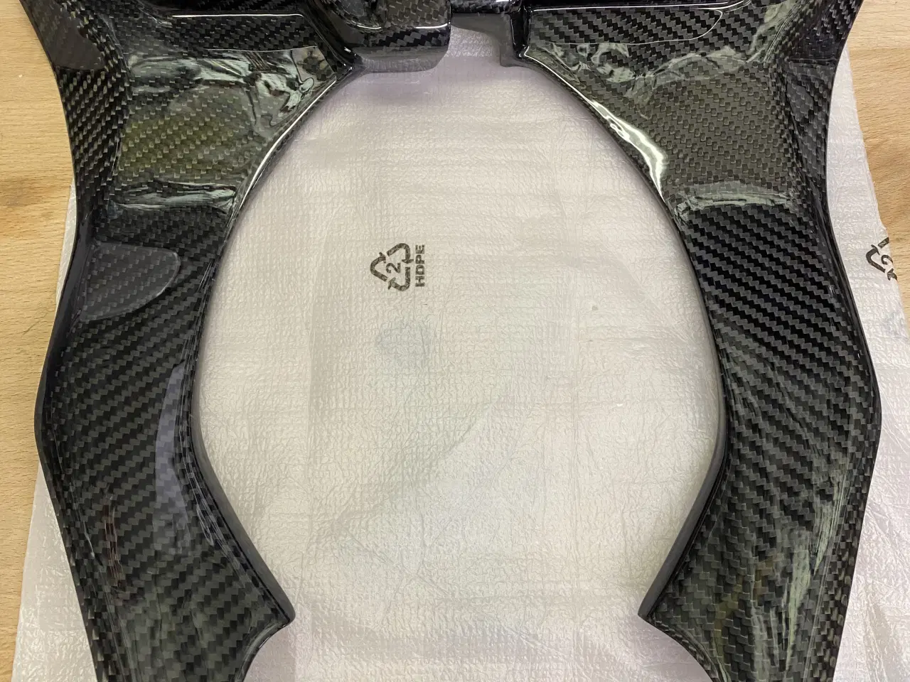 Billede 1 - Yamaha R1 Carbon kåbe indersider.