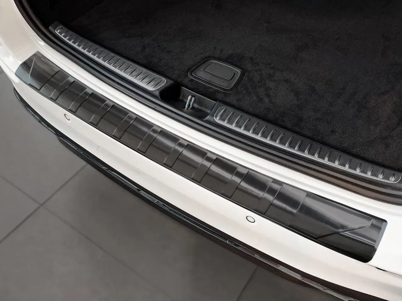 Billede 1 - Læssekantbeskytter C Klasse St.car S206 2021- Sort