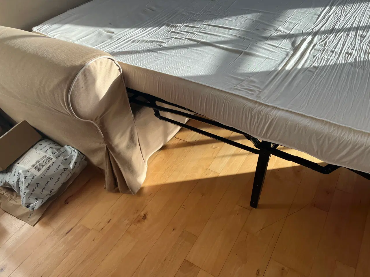 Billede 6 - Flot og gedigen sovesofa