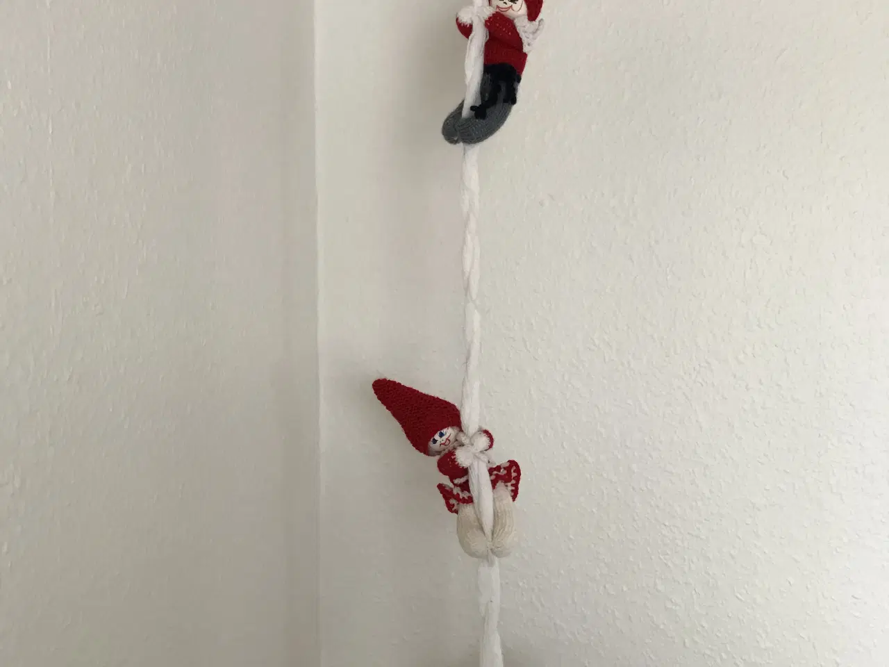 Billede 3 - Fire klatre nisser