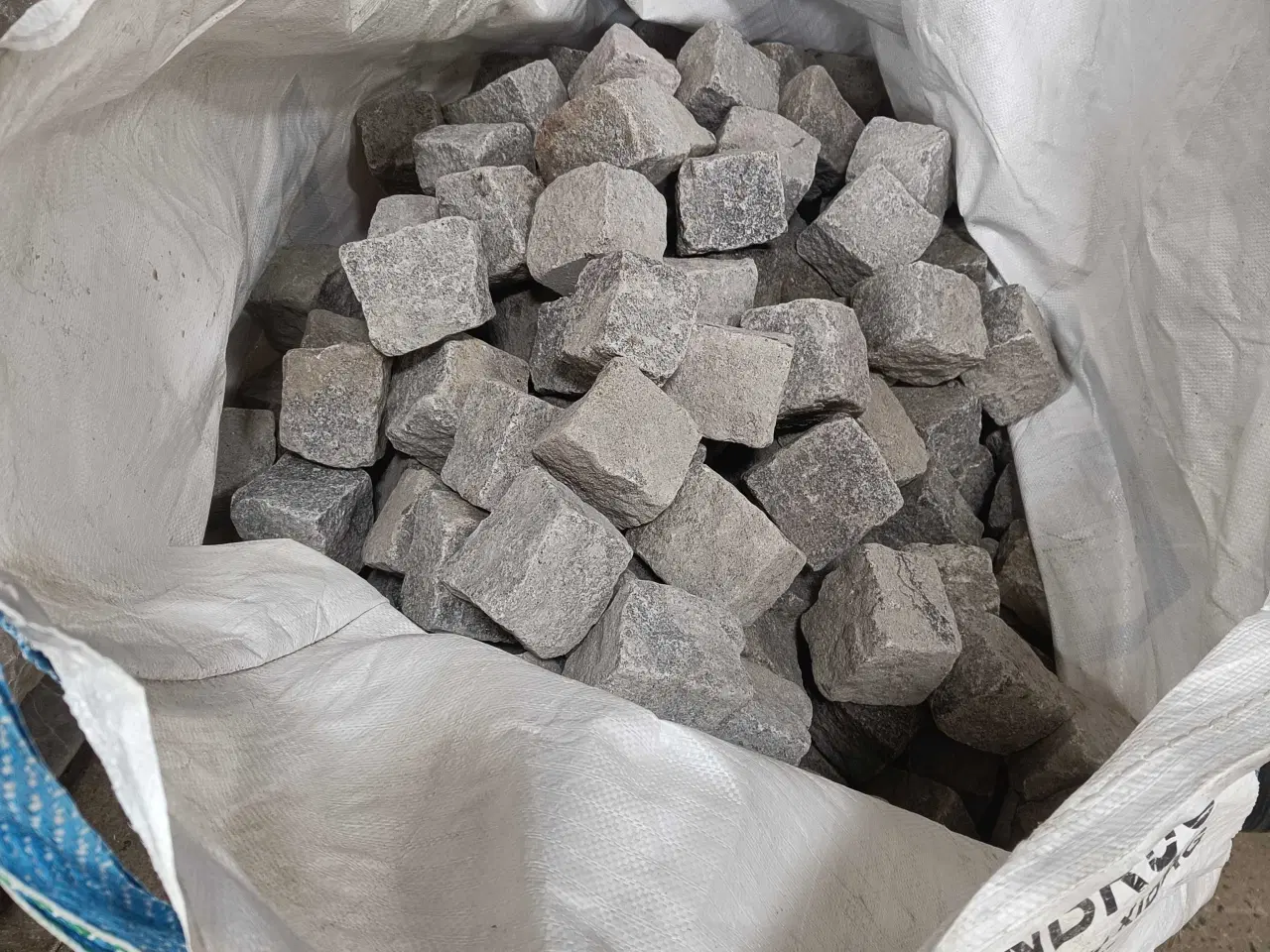 Billede 1 - 3m2 chaussesten 