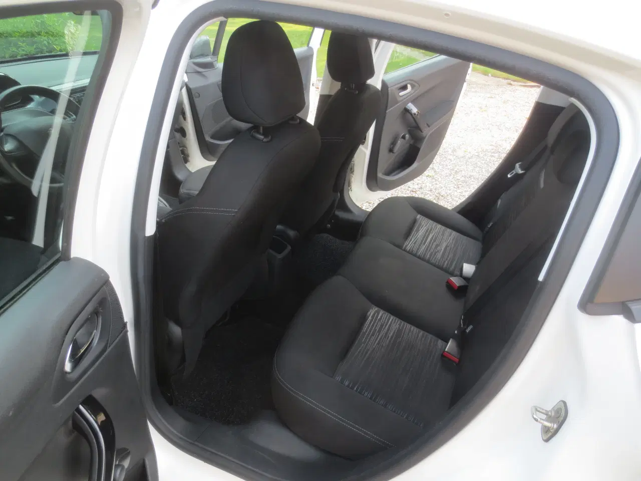 Billede 16 - Peugeot 208 1.0 VTi År 2014. Km 123. 