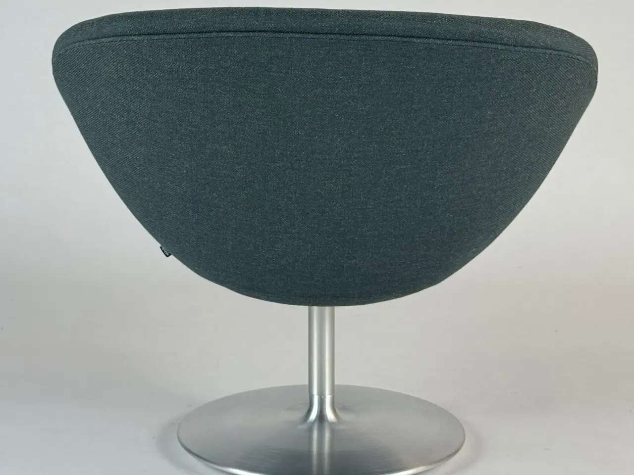 Billede 5 - +Halle | Capri Swivel Loungestol (Kvadrat Rewool 987)