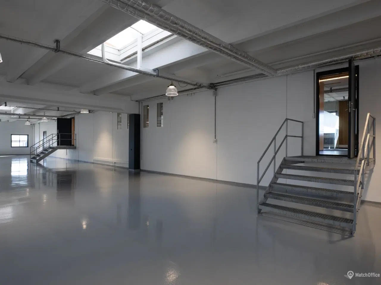 Billede 16 - 1503-14: Roholmsvej 12A - 1.670 m2