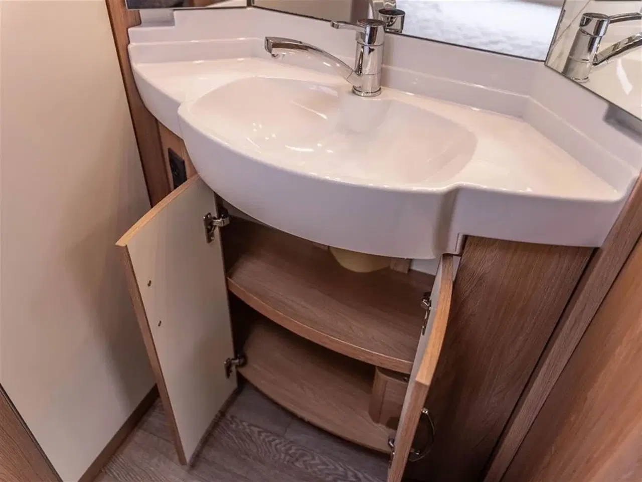 Billede 11 - 2021 - Hobby De Luxe 400 SFE