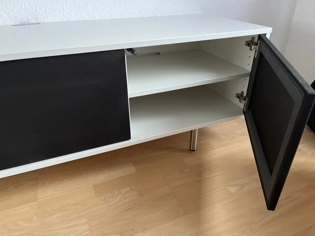 Billede 2 - Tv-bord