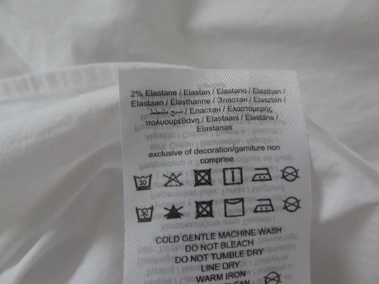 Billede 11 - Skjorte, Skjortebluse, Hvid Pigalle str 34