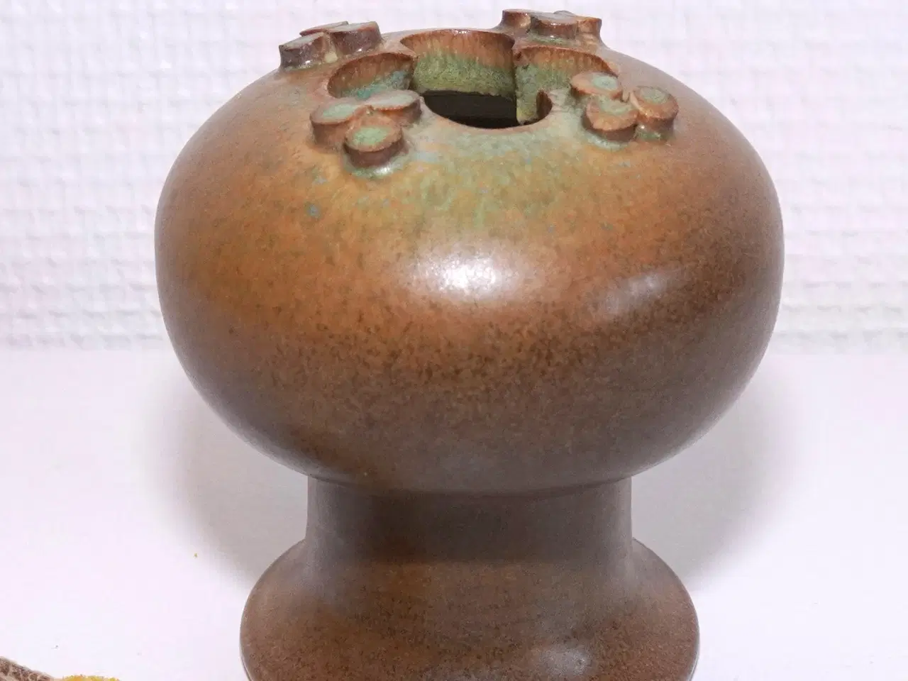 Billede 8 - Keramik vase signeret K.R.J for Höganäs i 1979