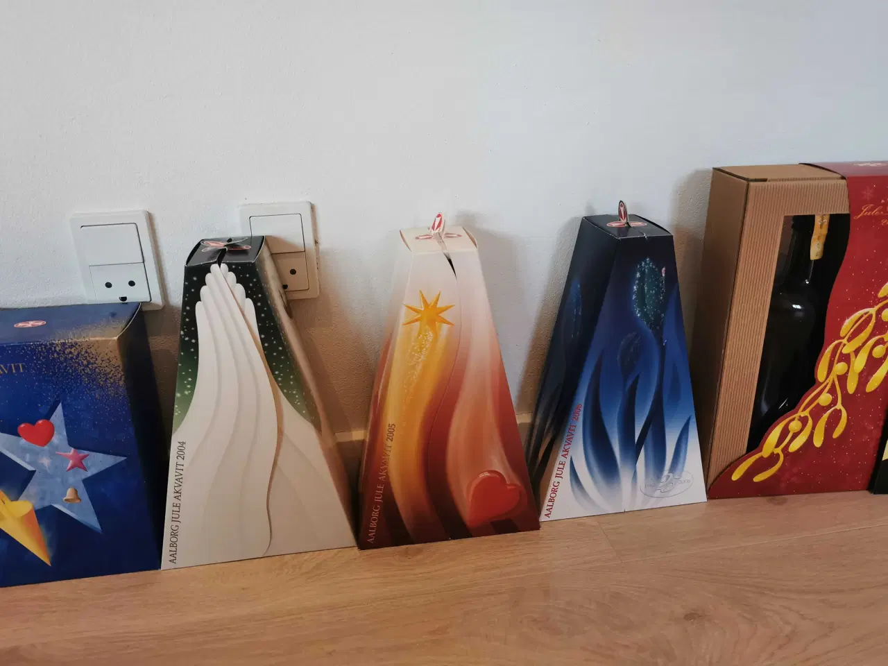 Billede 5 - Juleakvavit alle fulde/uåbnet og intakte