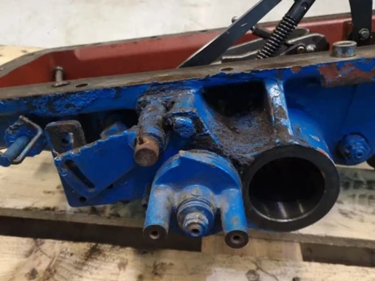 Billede 7 - Ford 6640 Dæksel Gearkasse E9NN537AA