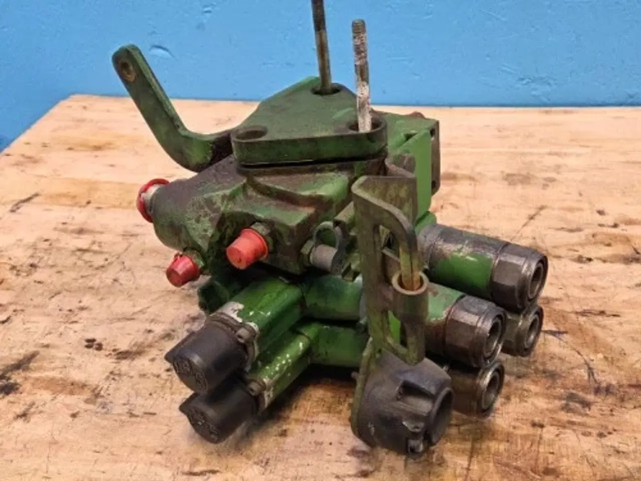 Billede 4 - John Deere 6300 Hydraulikventil AL111254