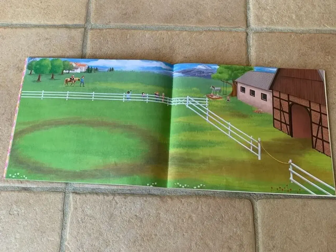 Billede 3 - Kreativ bog Happy Horses