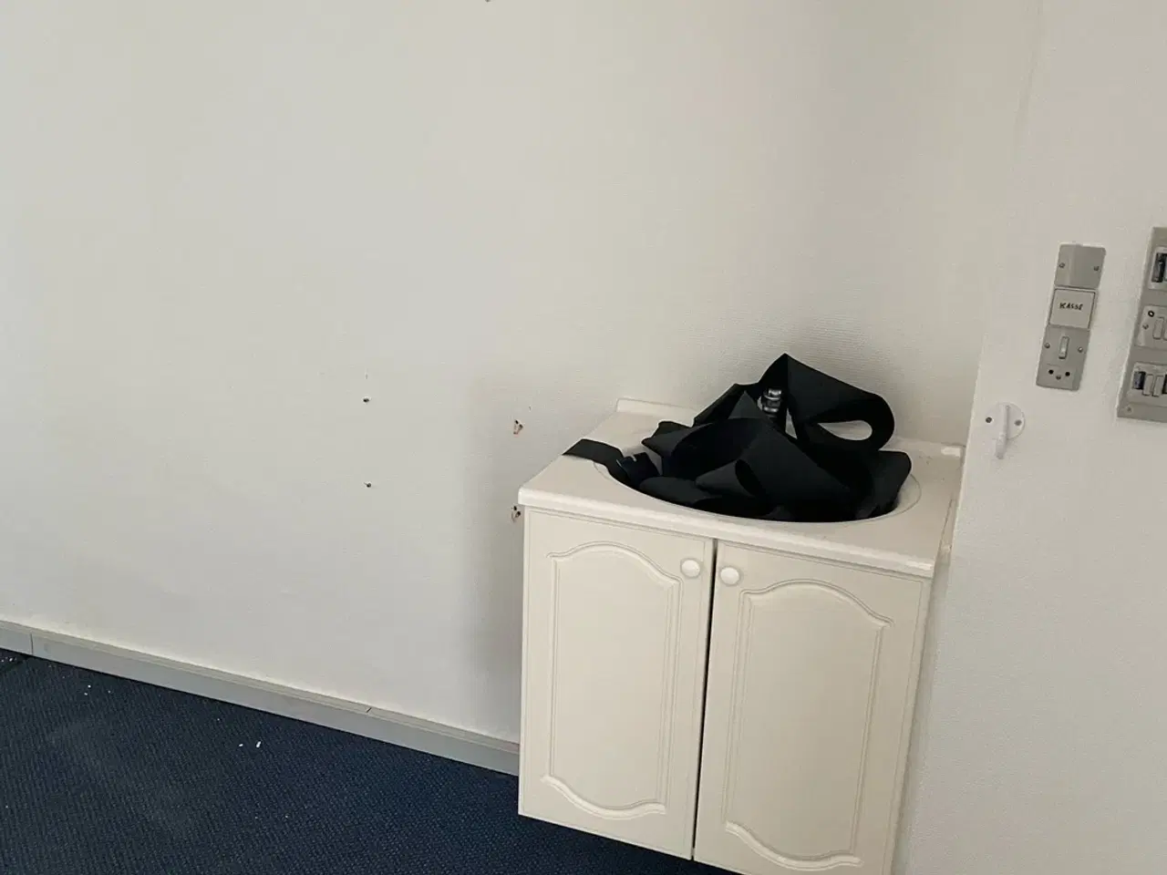 Billede 11 - Stort erhvervslokale med tekøkken og fælles toilet