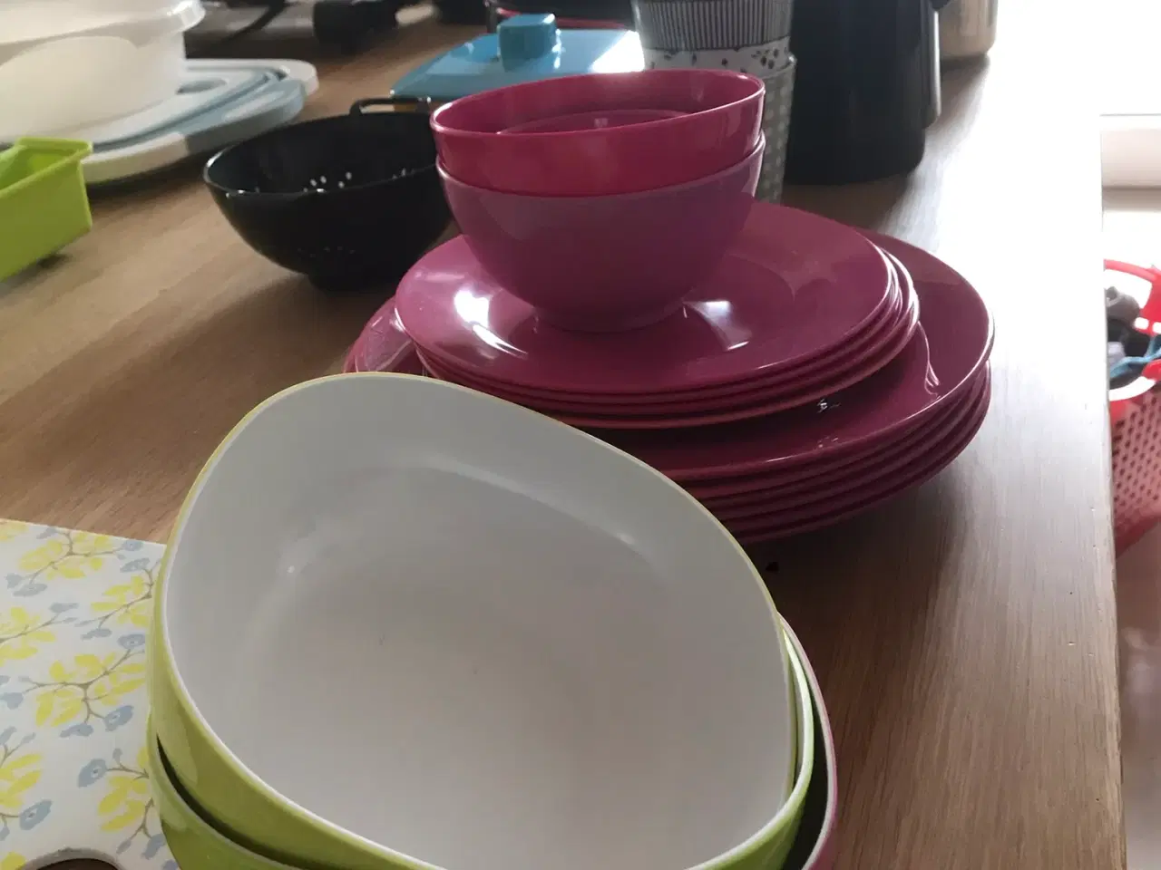 Billede 4 - UDSTYR TIL CAMPINGKØKKEN OG CAMPING