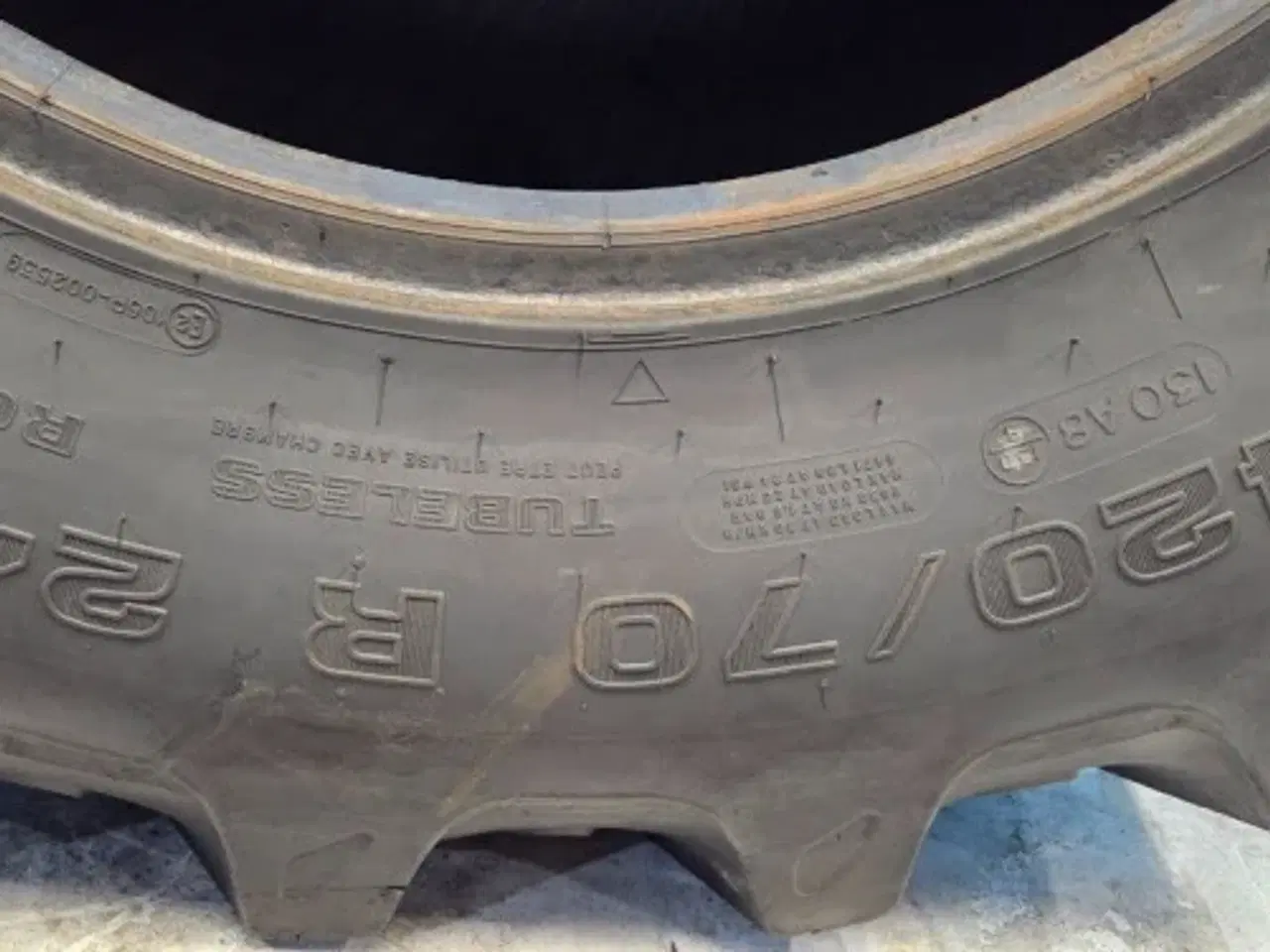 Billede 10 - 24"   420/70R24