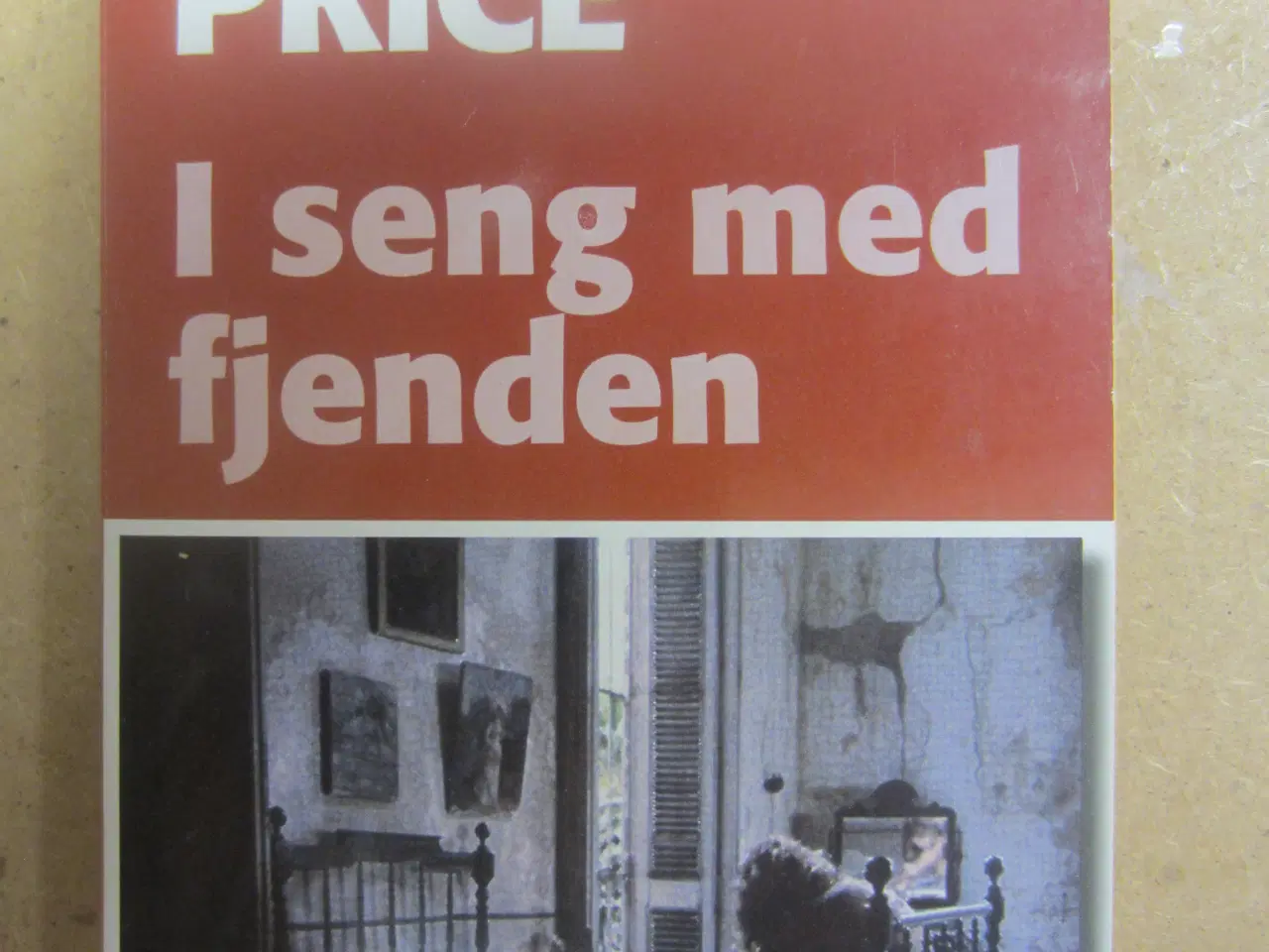 Billede 1 - I seng med fjenden