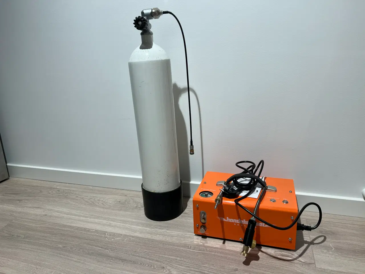 Billede 5 - PCP lufgevær sæt i 4,5mm med kompressor og flaske
