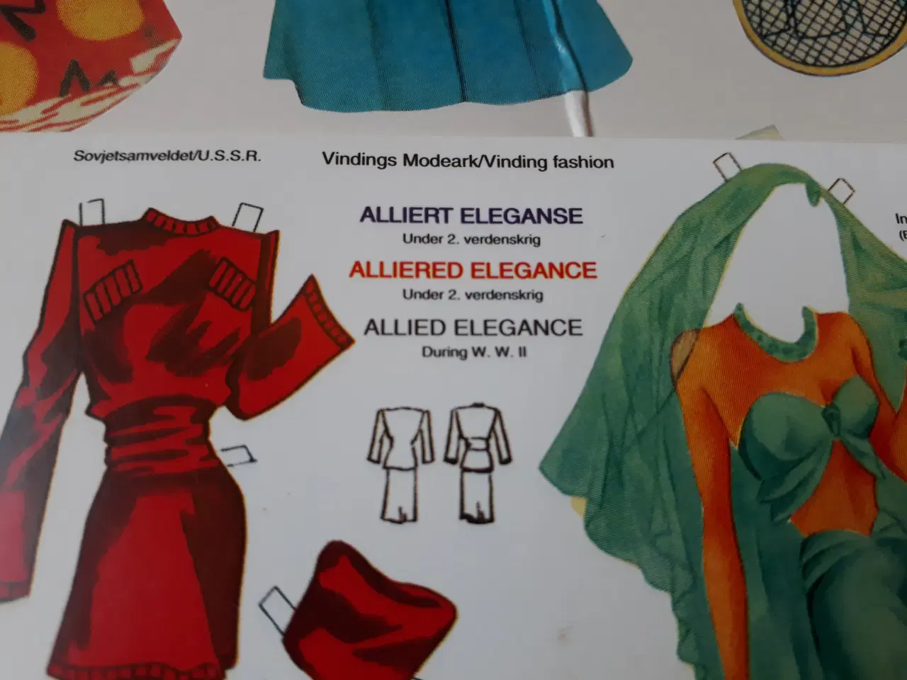 Billede 3 - Christel, Marie og Modeark Påklædningsdukker