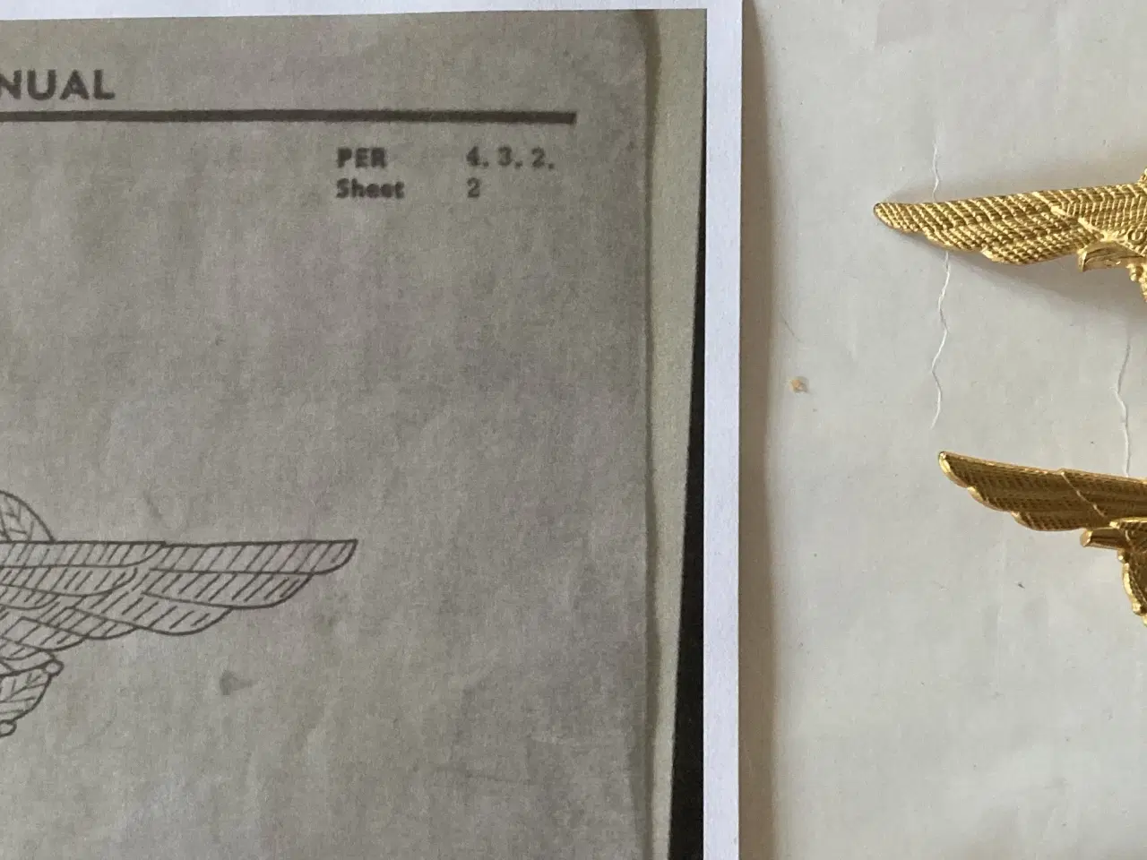 Billede 4 - 22 forskellige uniforms emblem Flyselskab SAS