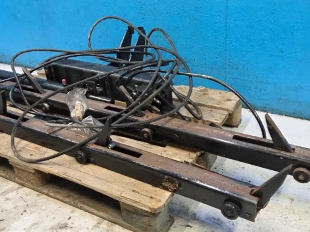 Billede 13 - New Holland BB9090 Balleudkast Sæt 700144160
