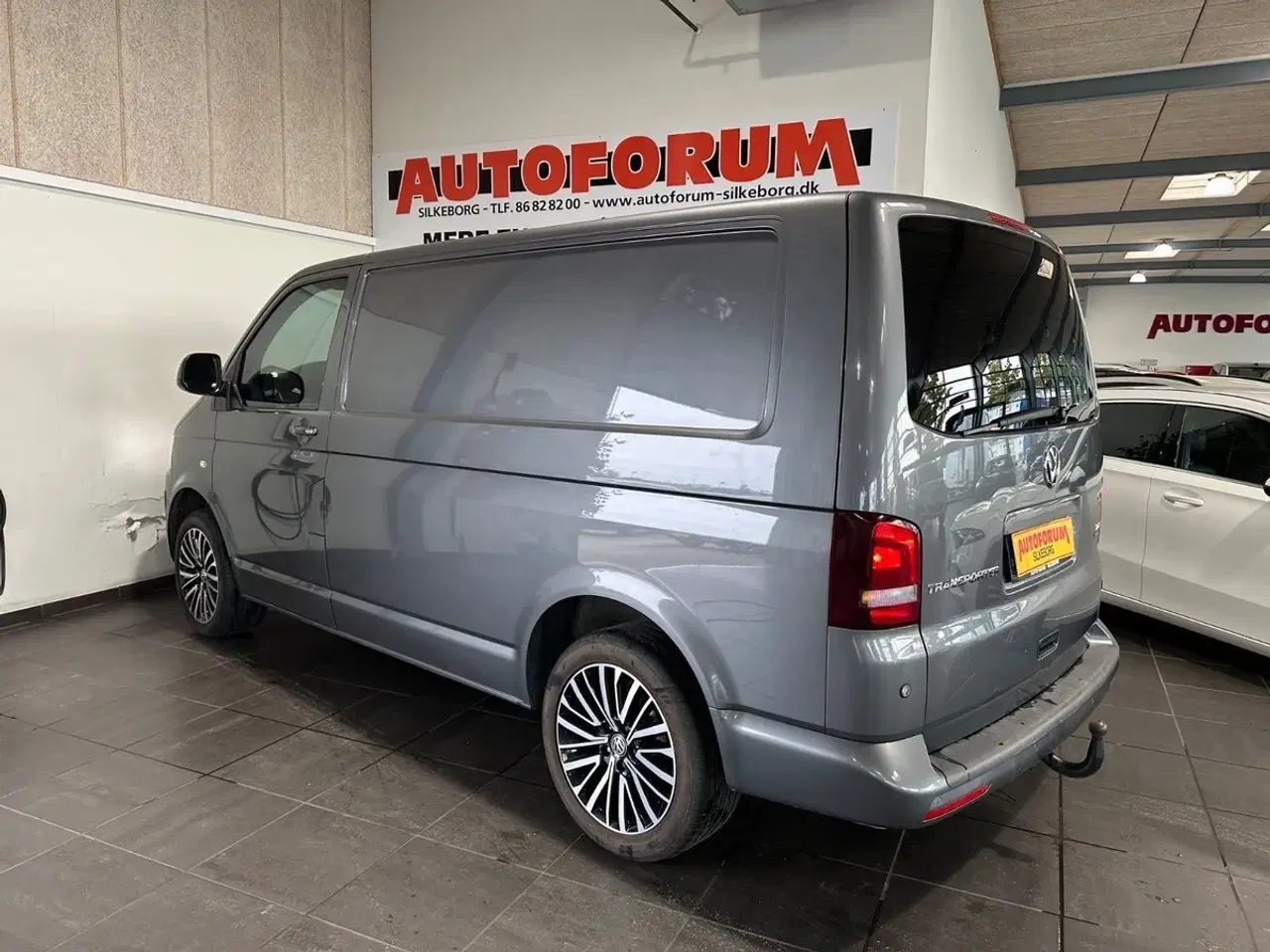 Billede 17 - VW Transporter 2,0 TDi 180 Kassevogn DSG 4Motion kort