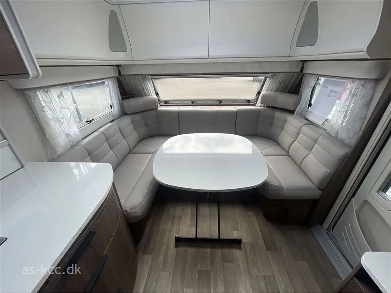 Billede 19 - 2025 - Kabe Smaragd 520 XL KS Premium Line Kabe Smaragd XL KS Premium Line