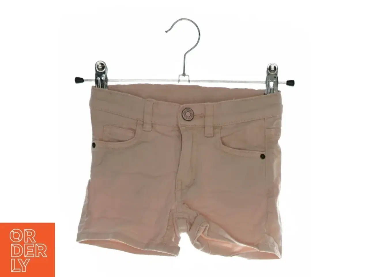 Billede 1 - Lyserøde shorts (str. 80)