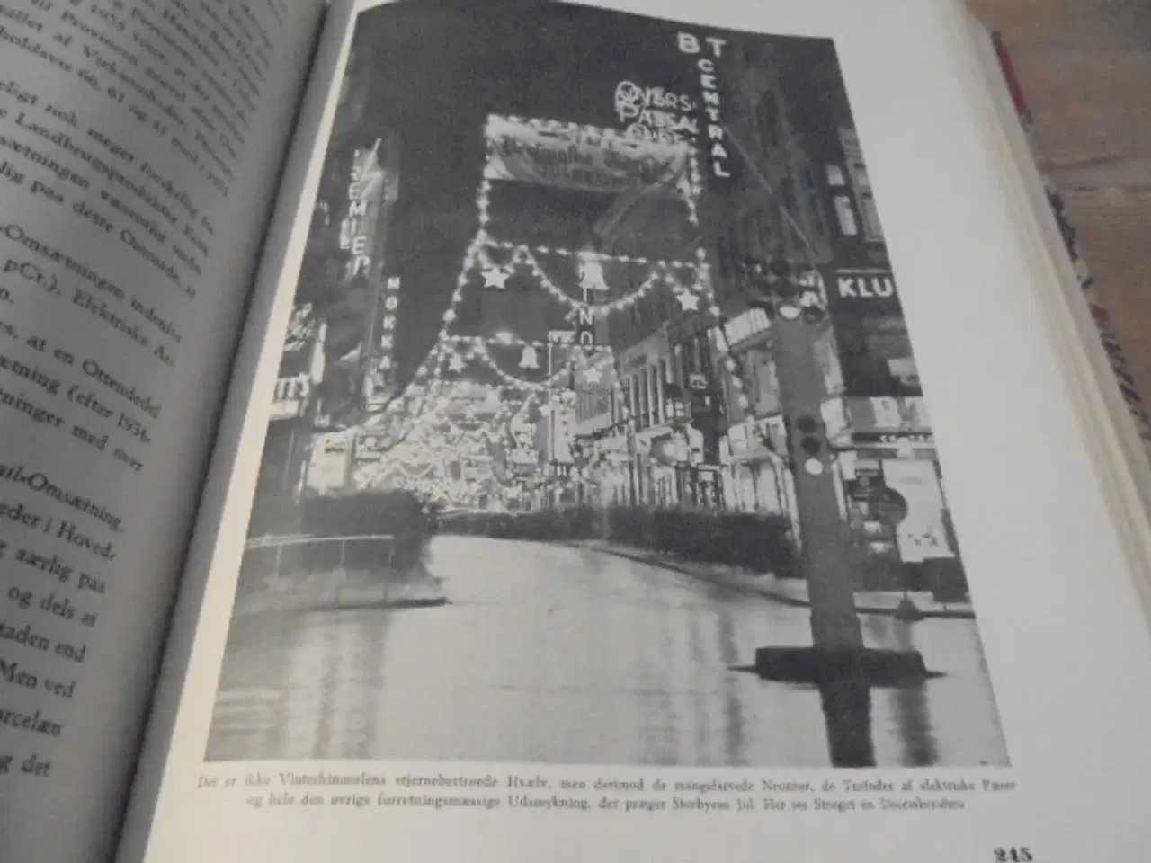Billede 5 - DANSKE BYERS VÆKST OG VIRKE – stort værk fra 1945