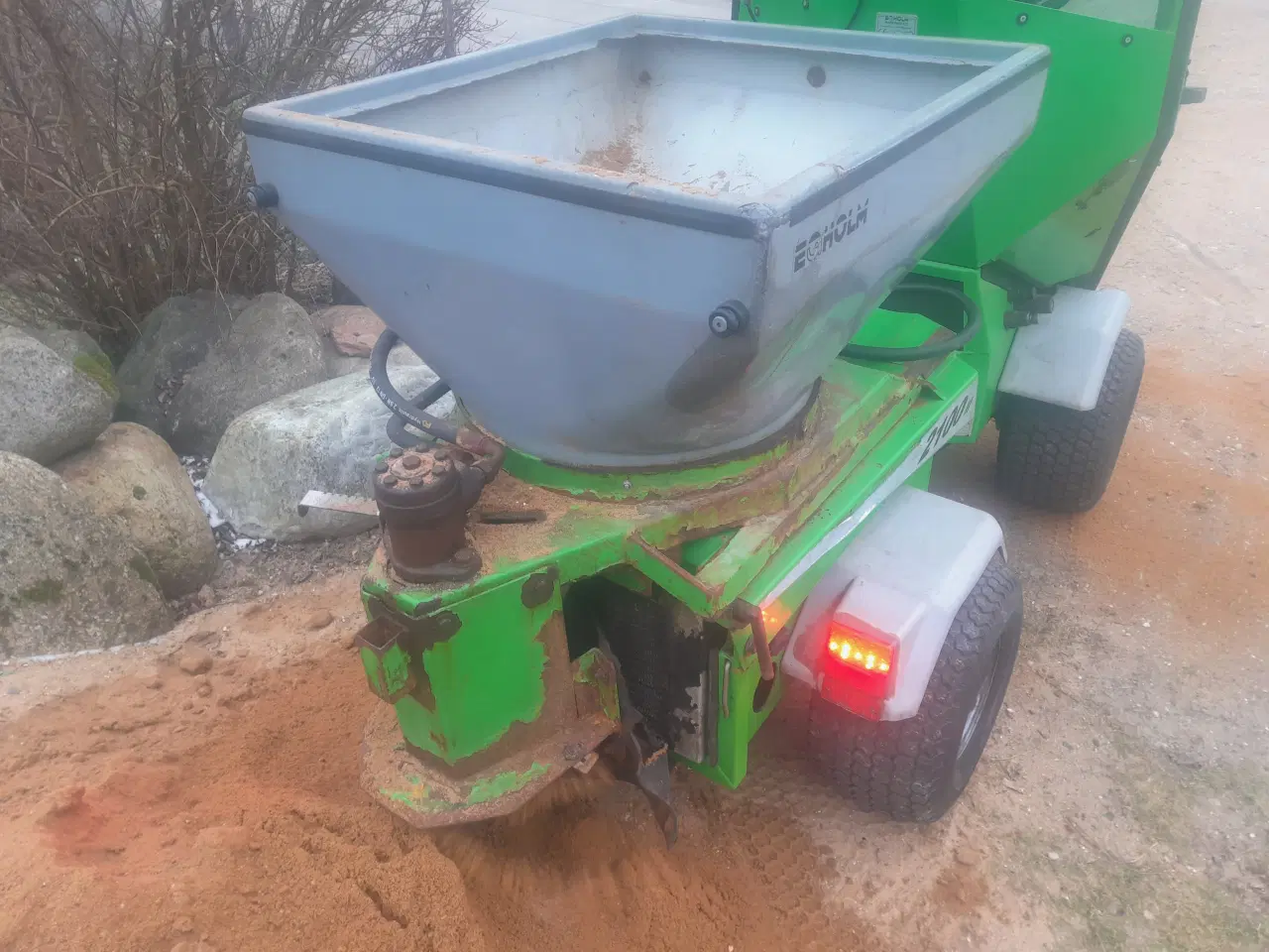 Billede 1 - Egholm 2100 / Powerflex saltspreder,m.m.