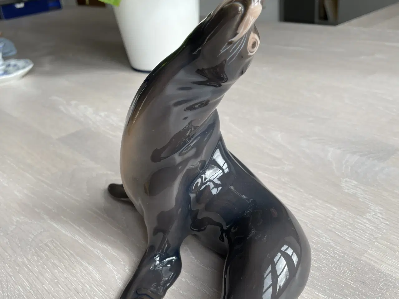 Billede 1 - Bing & Grøndahl porcelæns søløve