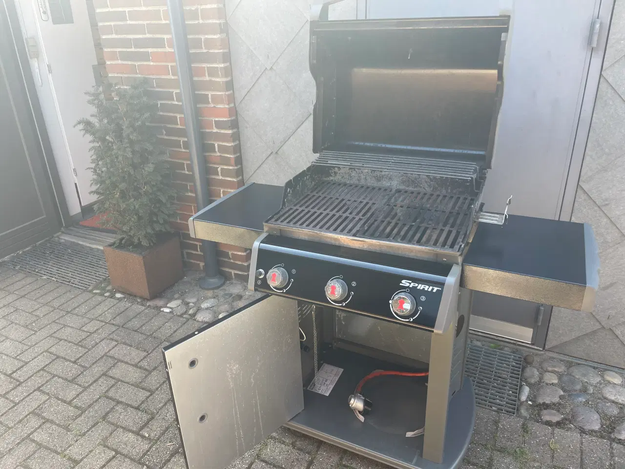 Billede 2 - Weber gasgrill
