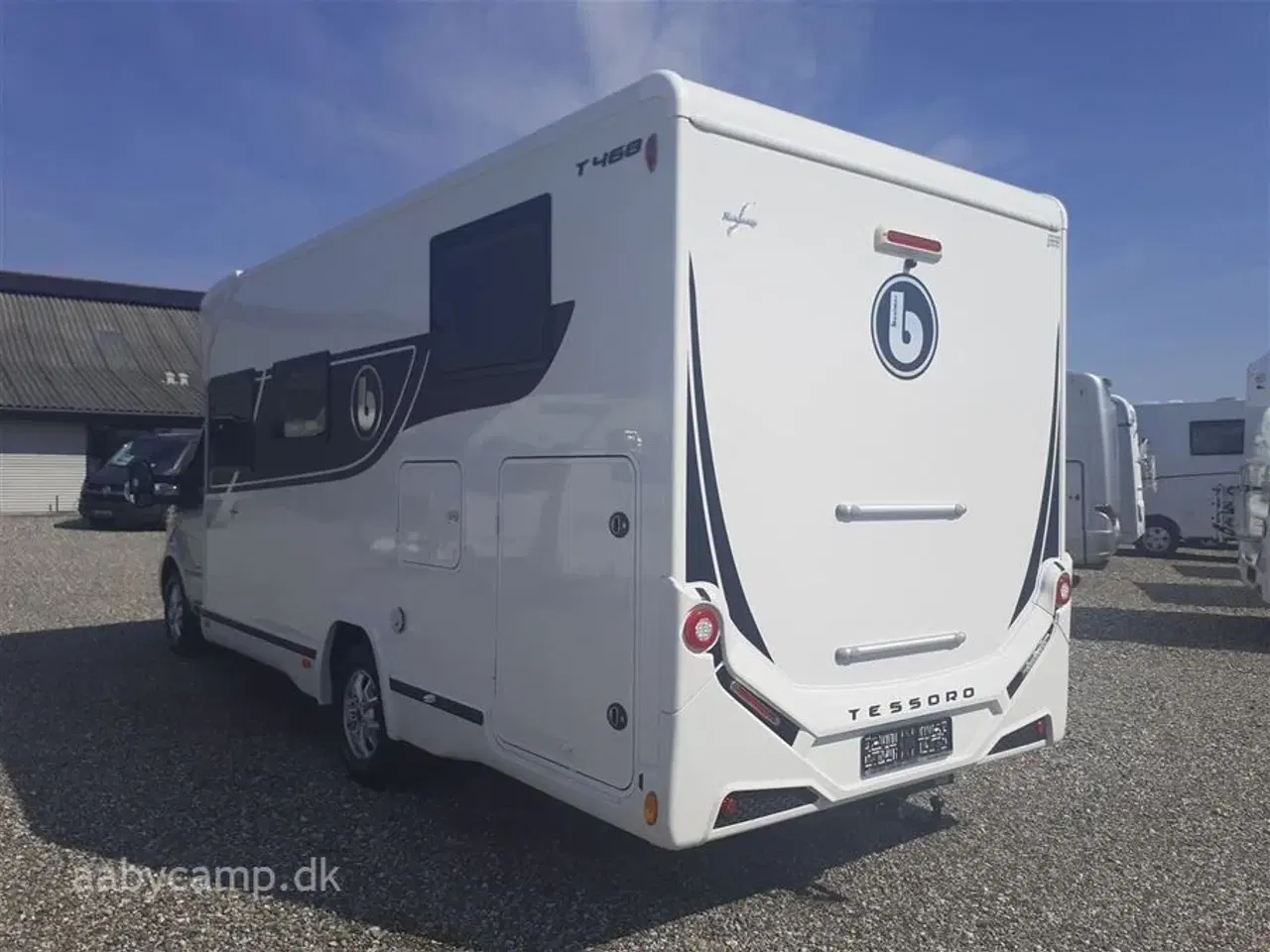 Billede 3 - 2021 - Benimar Tessoro T468   Bæmærk uden sænkeseng! Nk pakke. Automatgear. varme på spildevandstanken. solceller. Anhængertræk.