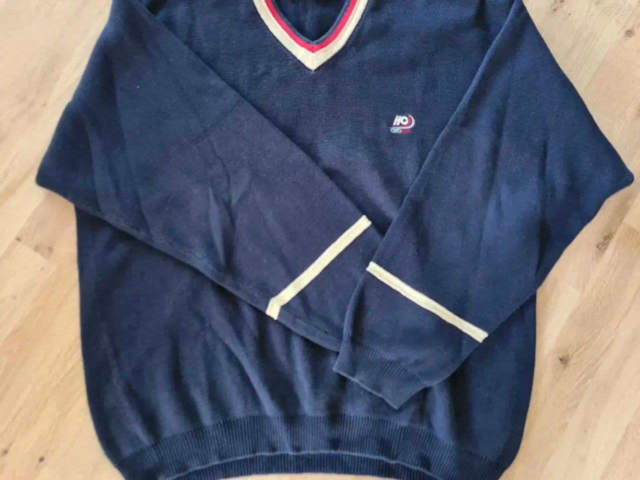 Billede 1 - Pullover str XL