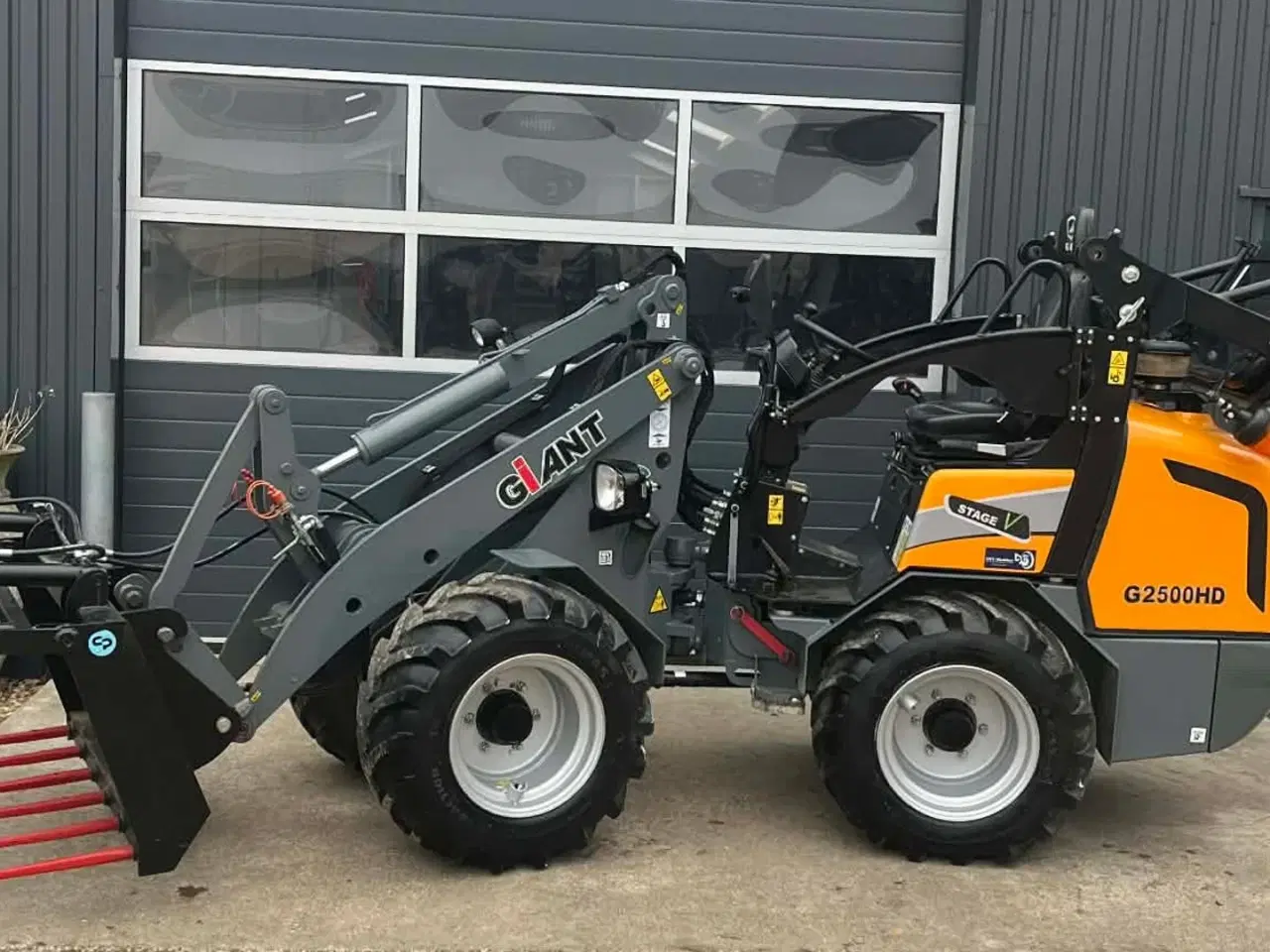 Billede 1 - Giant G2500HD