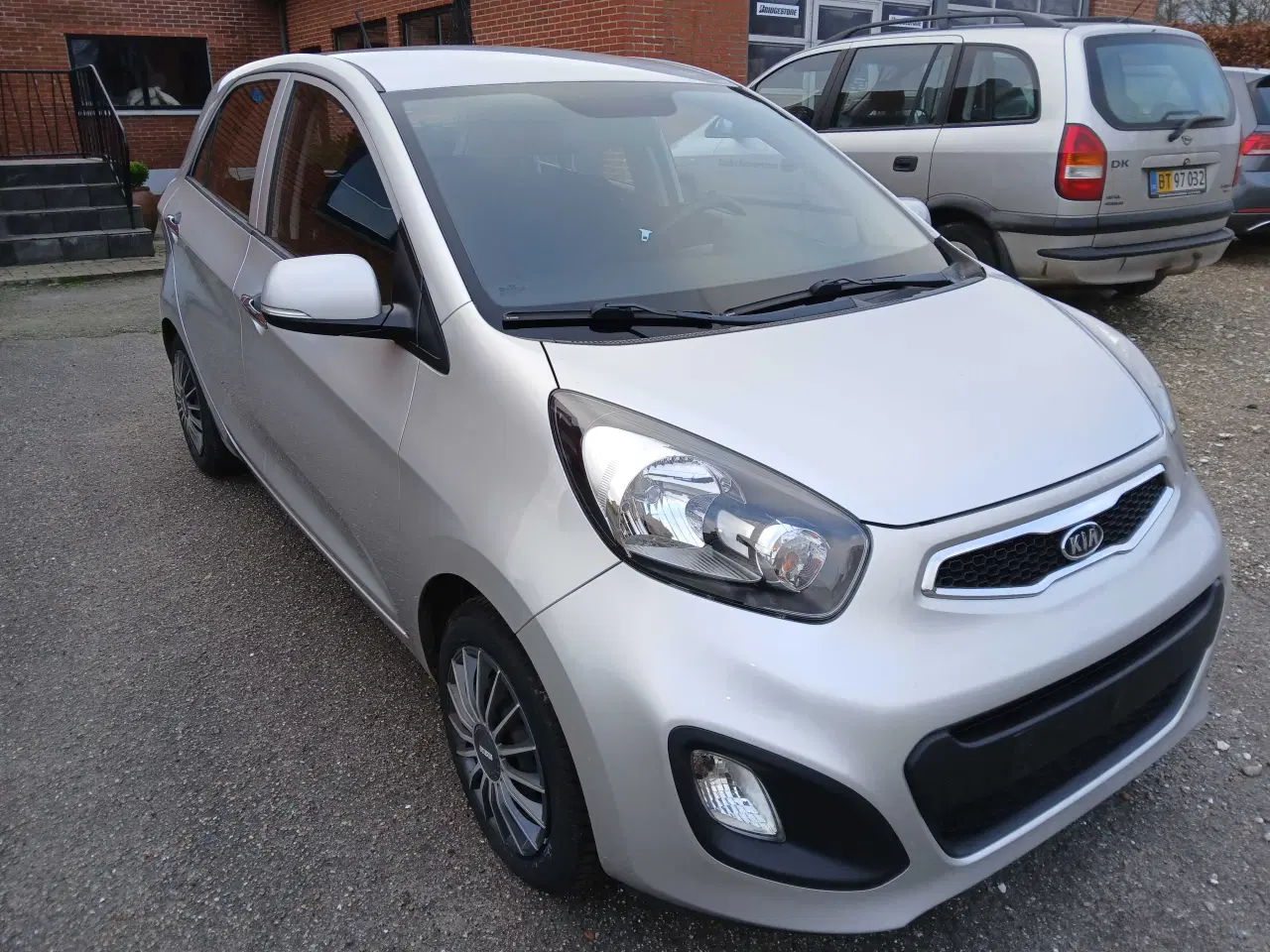 Billede 2 - Velholdt kia picanto 1,0