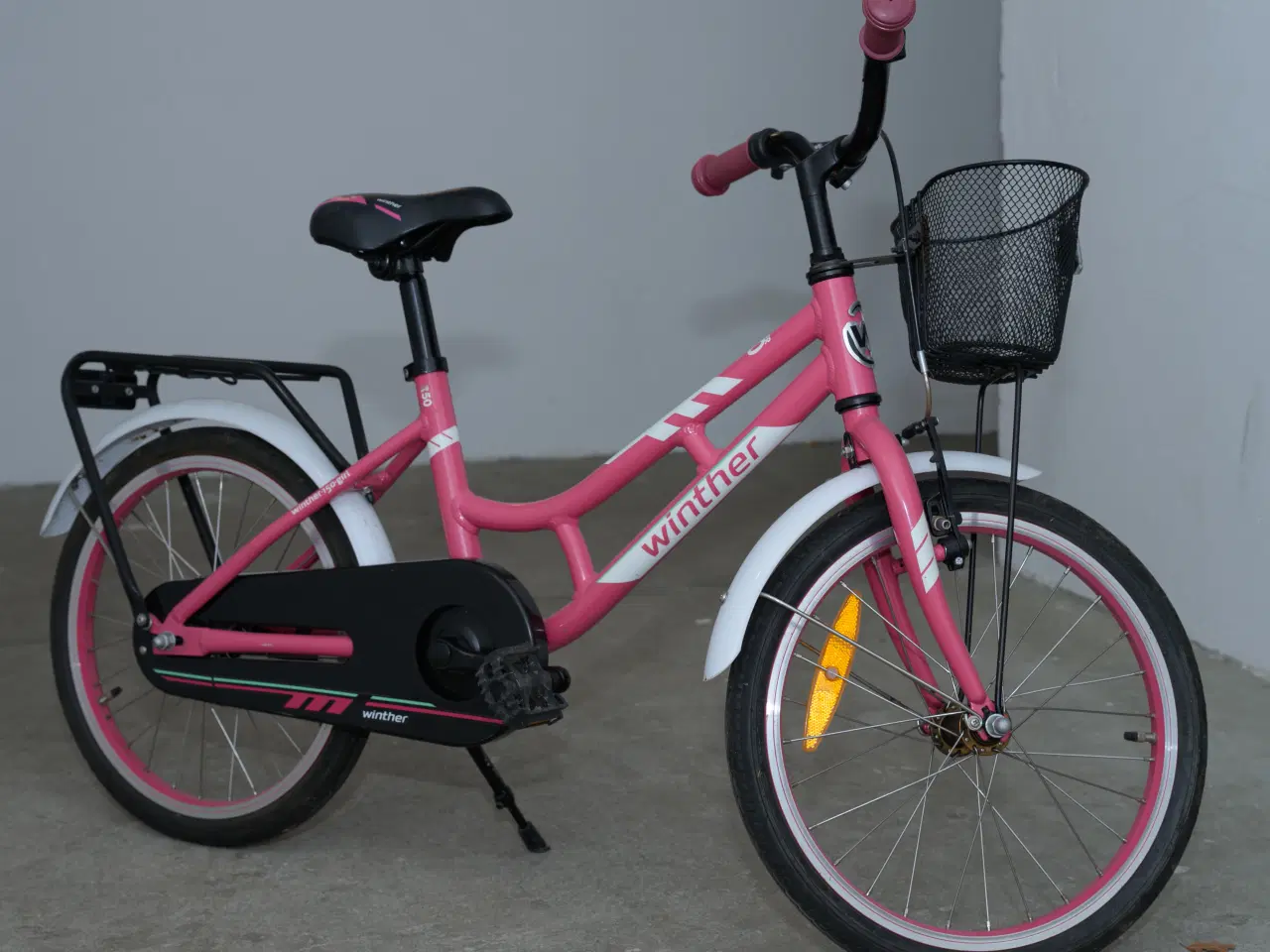 Billede 1 - Winther 150, 18" (pink/hvid)