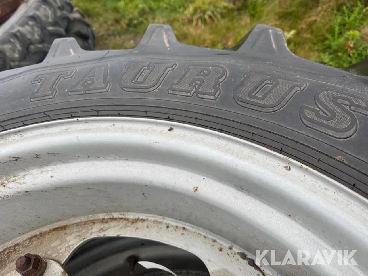 Billede 5 - Landbrugsdæk Taurus 4 styks - 2 små og 2 store