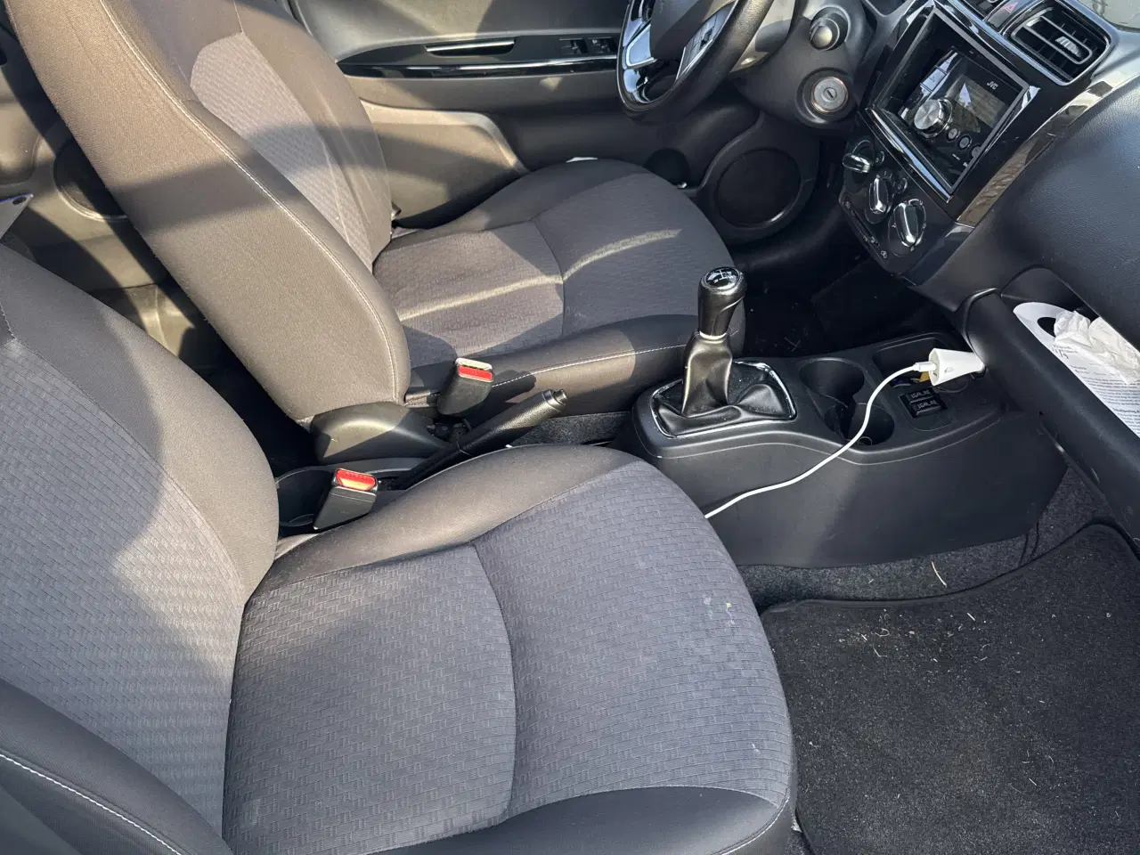 Billede 11 - Mitsubishi Space star 1.2 inlead 2016– sælges