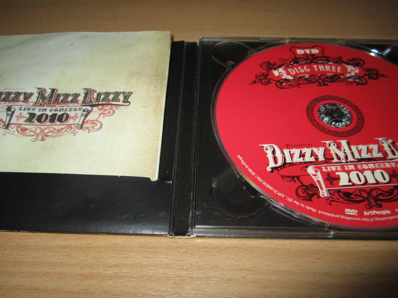 Billede 2 - DIZZY MIZZ Lizzy 2 x Cd + Dvd.