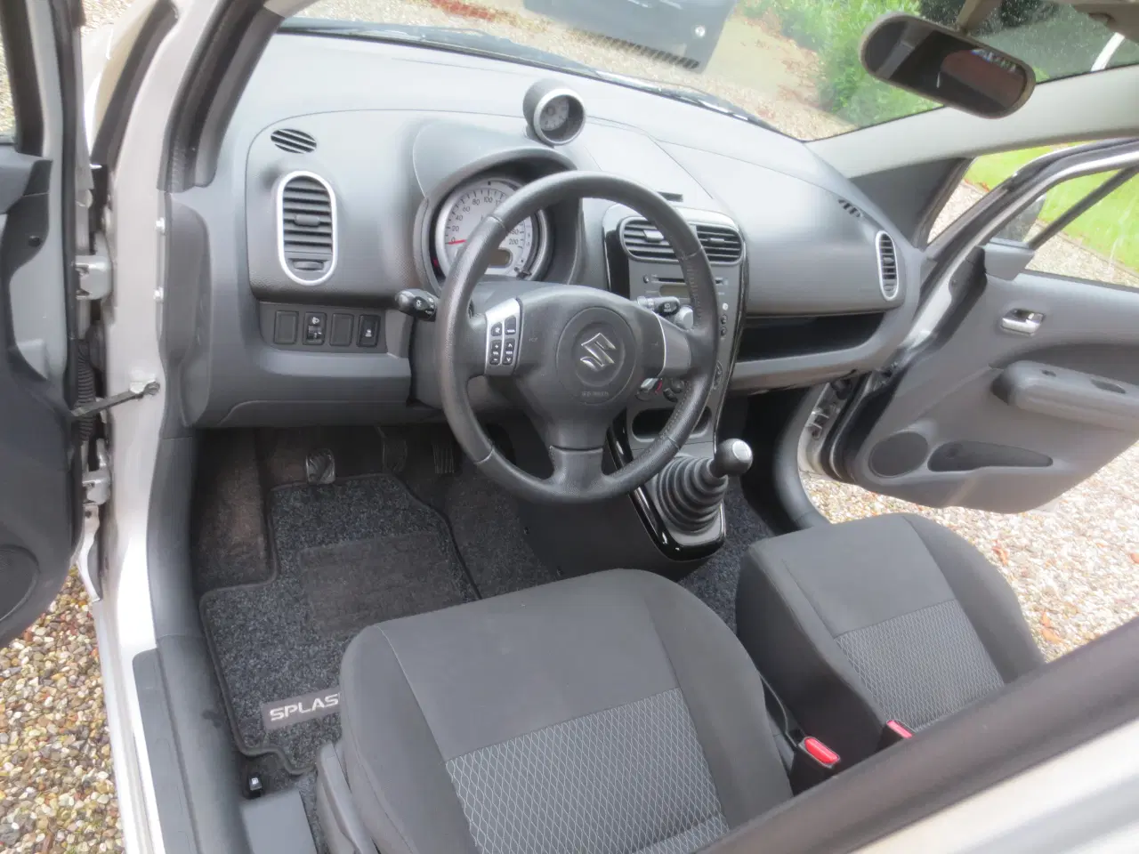 Billede 17 - Suzuki Splash 1.0 i År 14 Km 42000. 