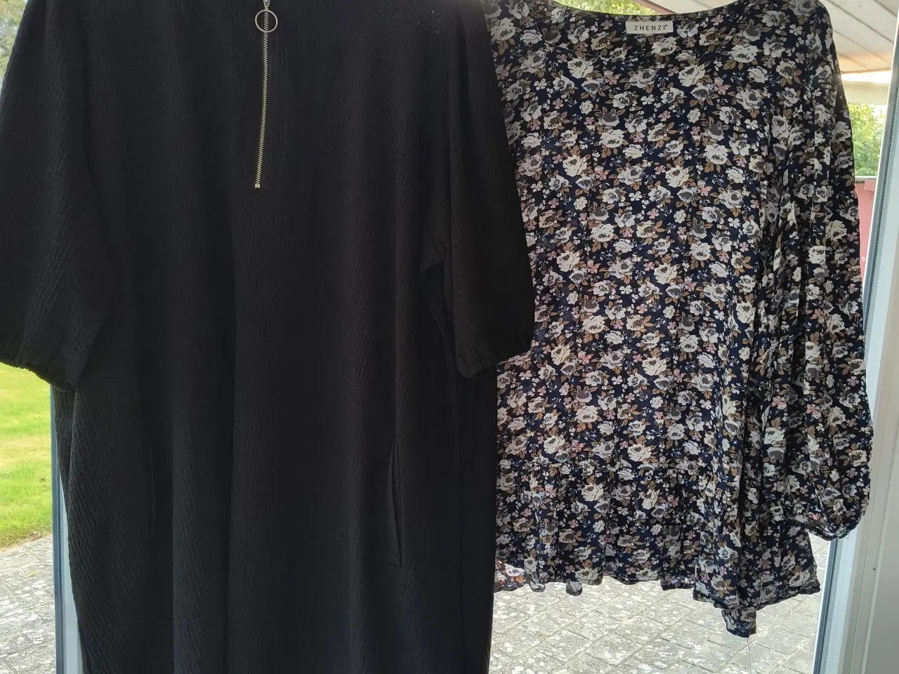 Billede 2 - Kjole/bluse