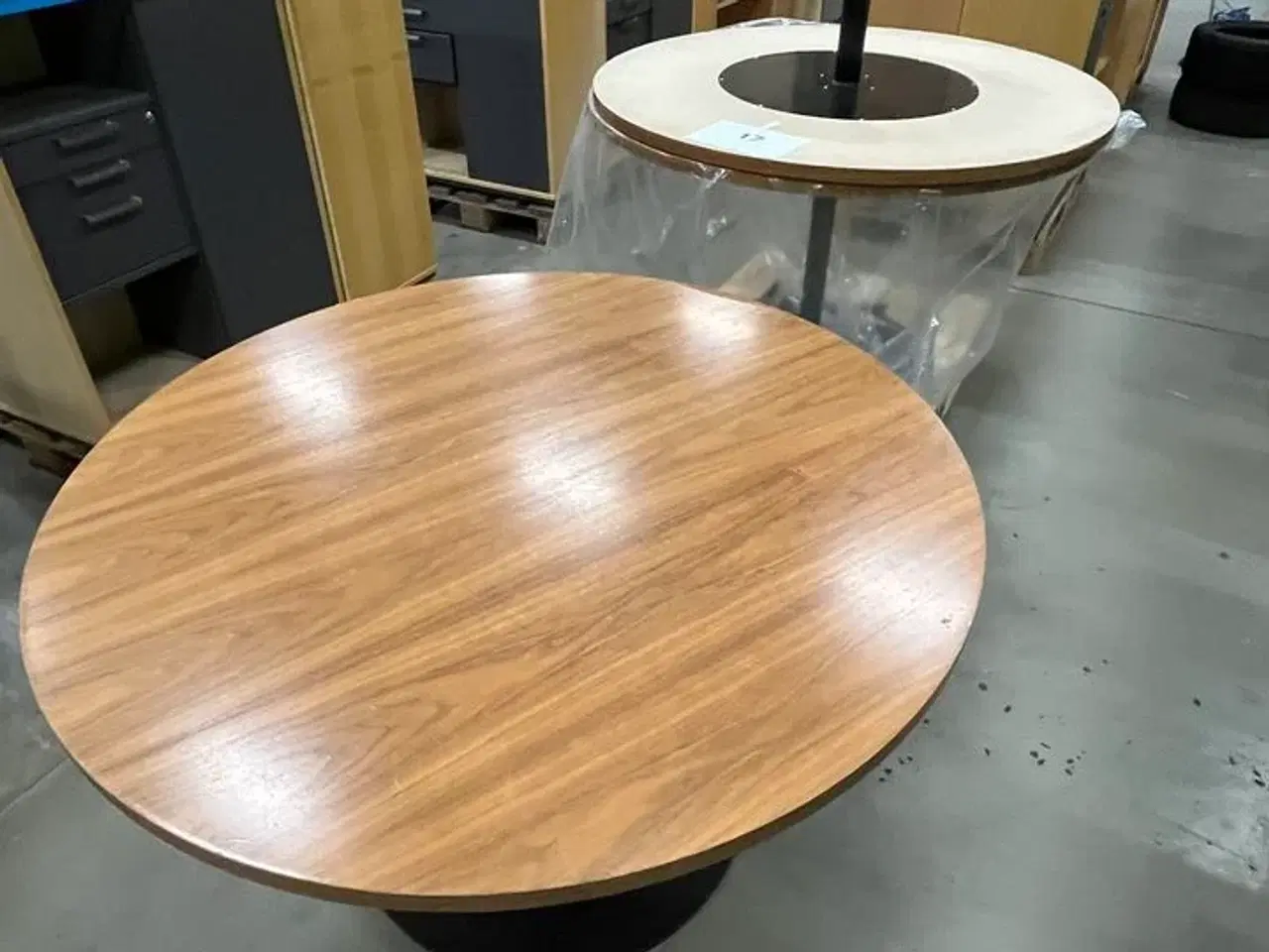 Billede 1 - 3 Runde kantine borde