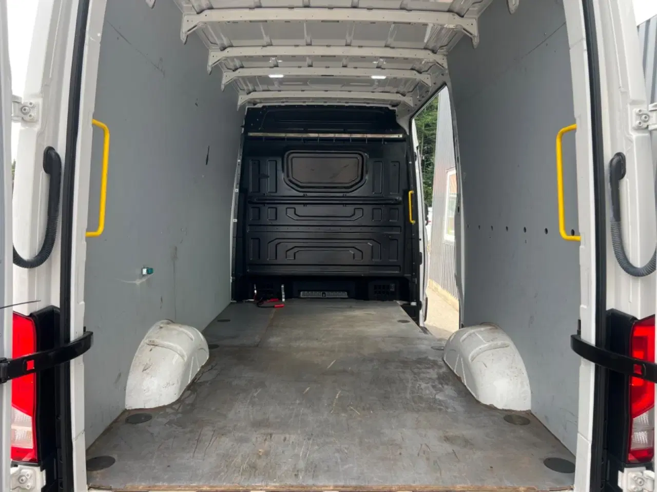 Billede 9 - VW Crafter 35 2,0 TDi 177 Kassevogn L3H3 aut. 4Motion