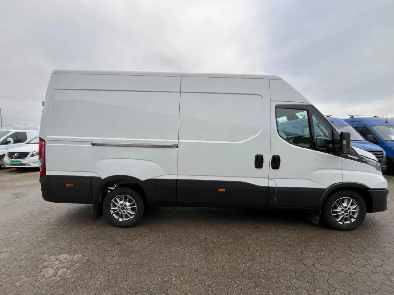 Billede 6 - Iveco Daily 3,0 35S18 12m³ Van AG8