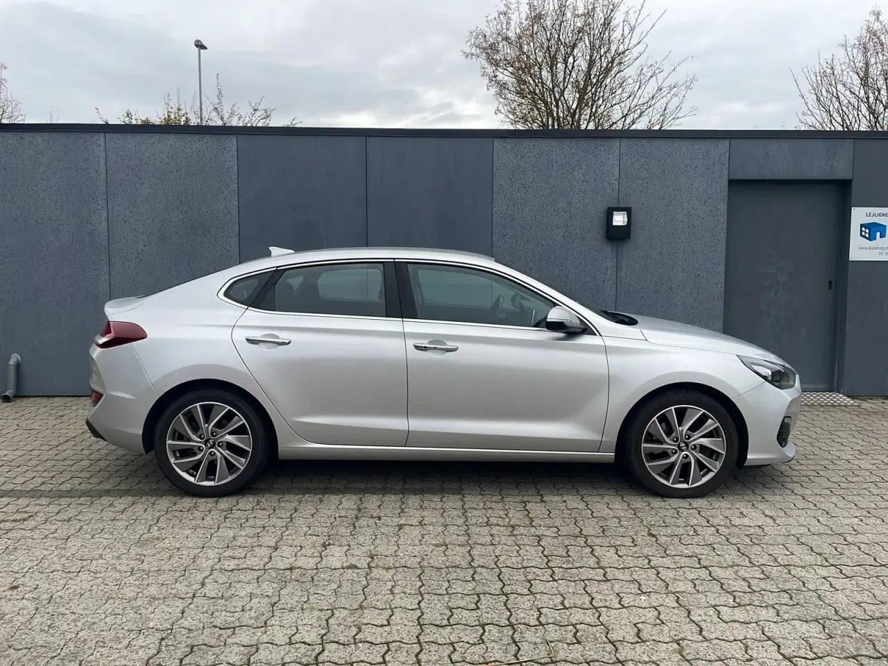 Billede 4 - Hyundai i30 1,0 T-GDi Trend Fastback