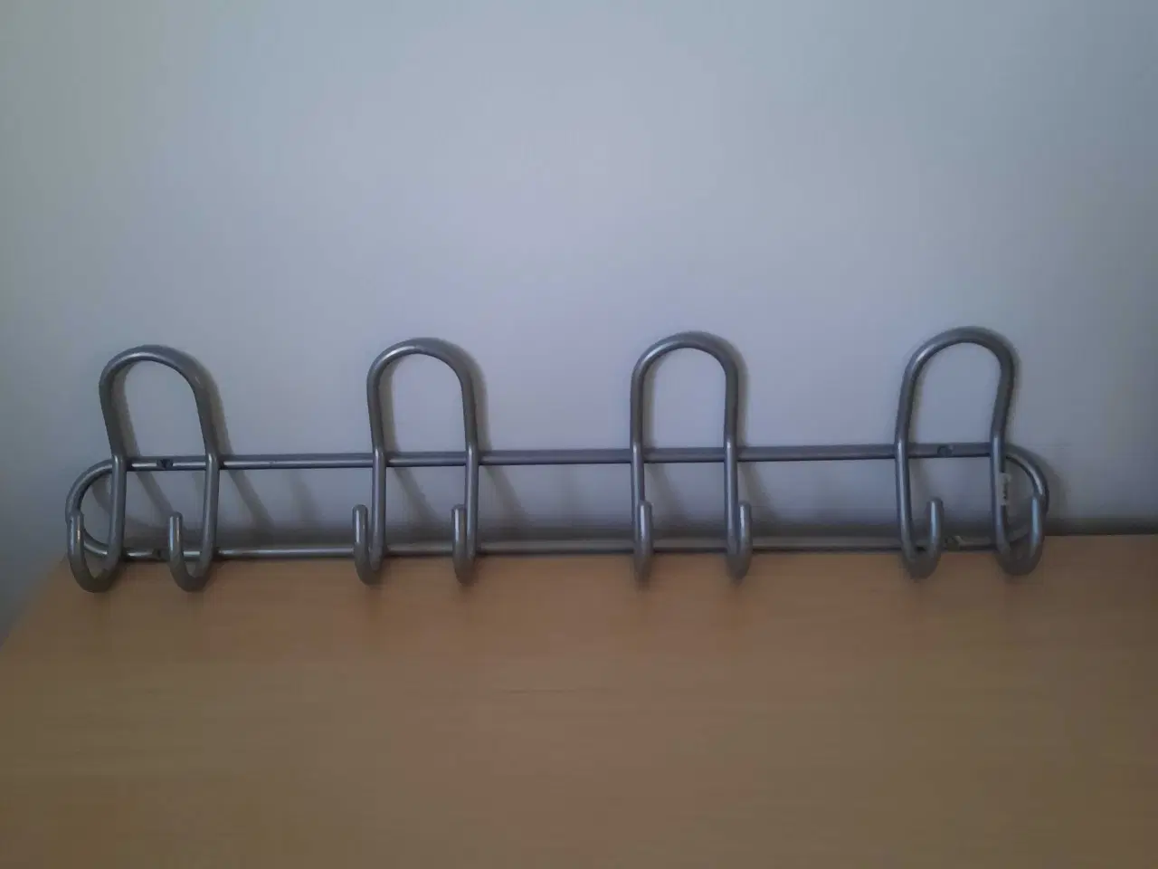 Billede 1 - Knagerække i stål