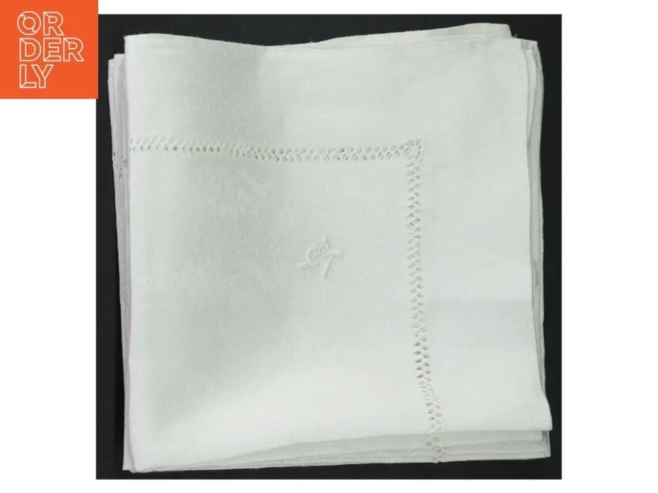 Billede 4 - Broderede servietter (str. 37 x 37 cm)
