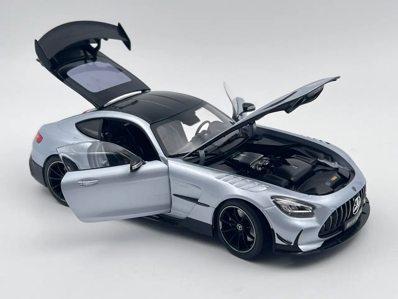 Billede 5 - 2020 Mercedes AMG GT Black Series Coupé - 1:18