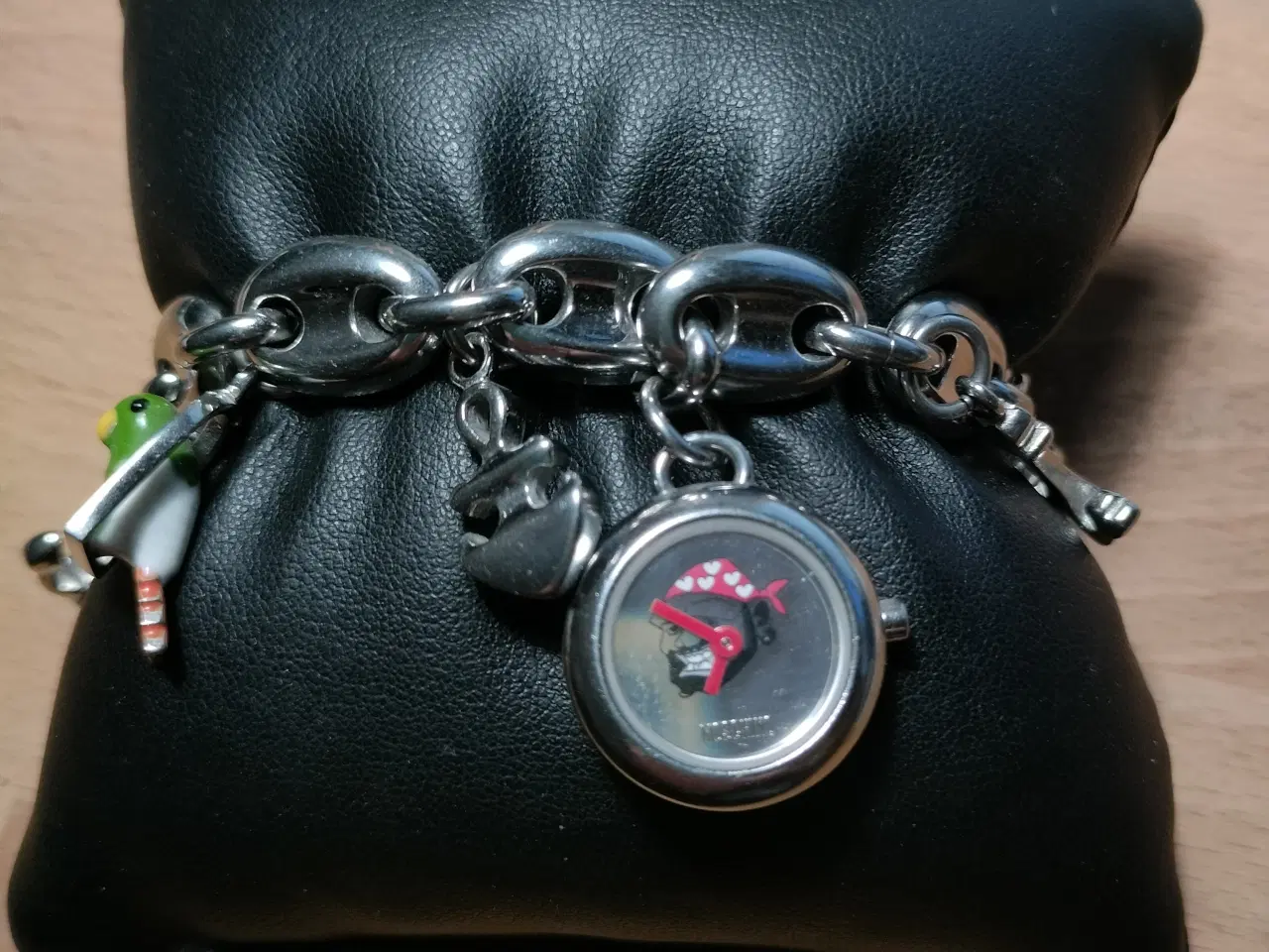 Billede 7 - Moschino smykkeur