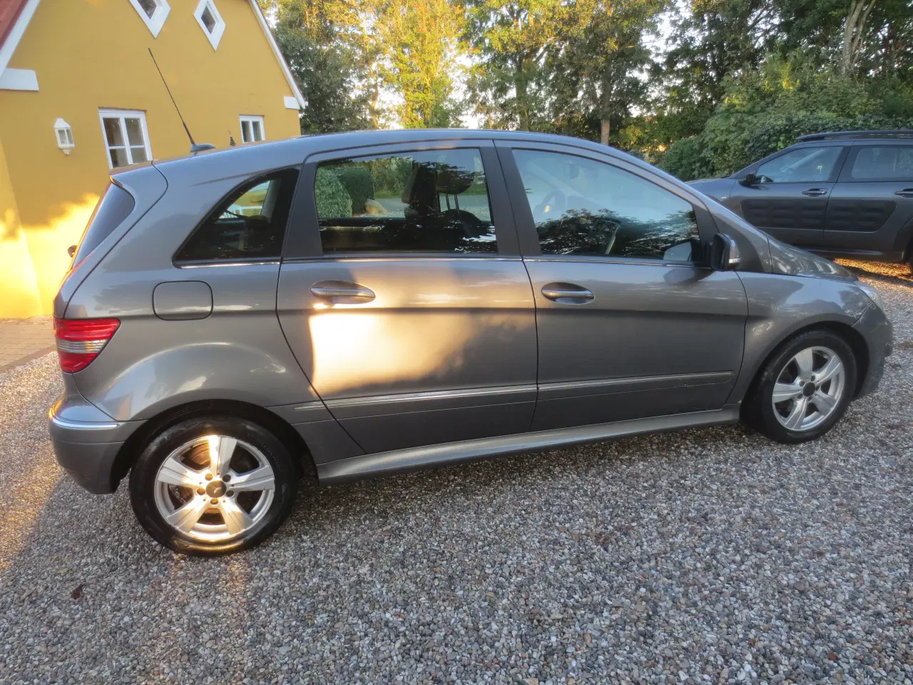 Billede 3 - Mercedes B 200 Diesel Aut År 2010. 